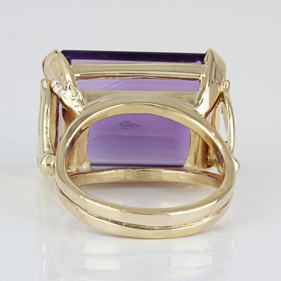 Vintage 14k Yellow Gold Emerald-cut Amethyst Cocktail Ring - Picture 5 of 8